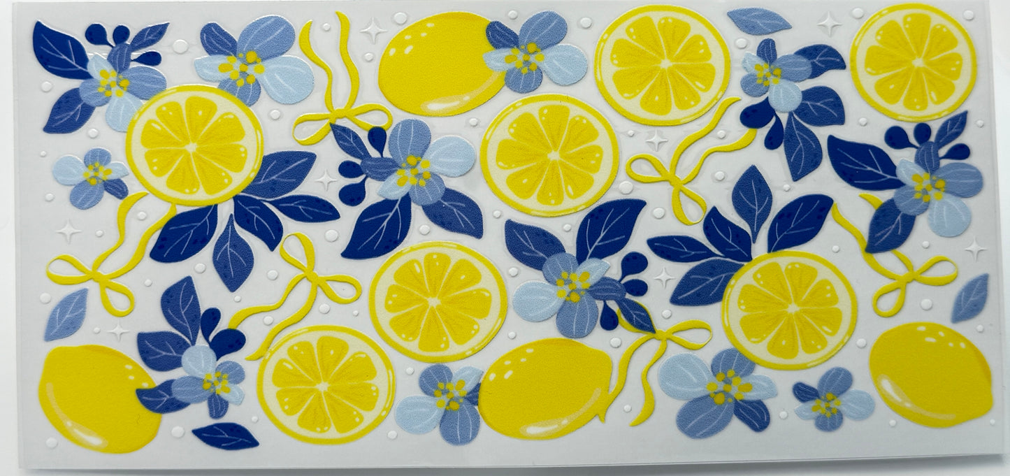 Decorative mat with yellow lemons and blue flowers