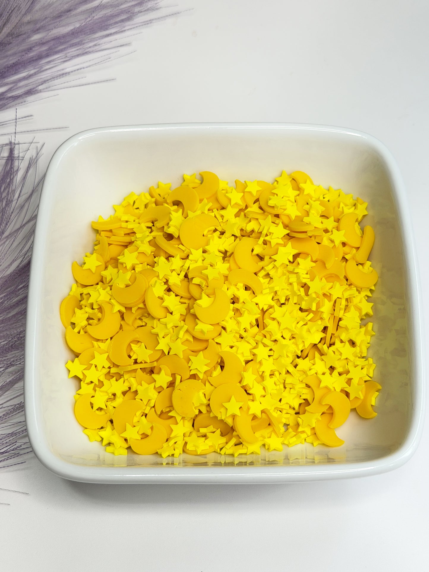 M102 Yellow Moon/Star Clay