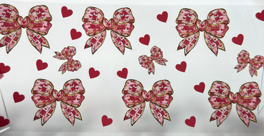 Pattern of pink bows and hearts 